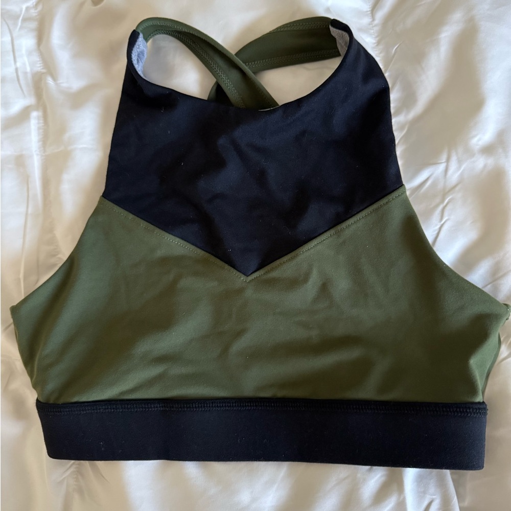 Born Primitive Movement Sports Bra (Tactical Green/Black) - Medium
